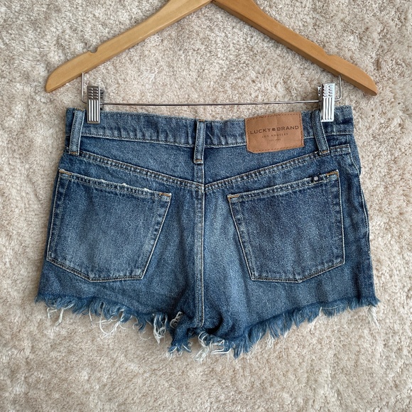 Lucky Brand Jean Short Womens Size 2 Mid Rise Cut Off Raw Hem Sexy Denim - Picture 9 of 11